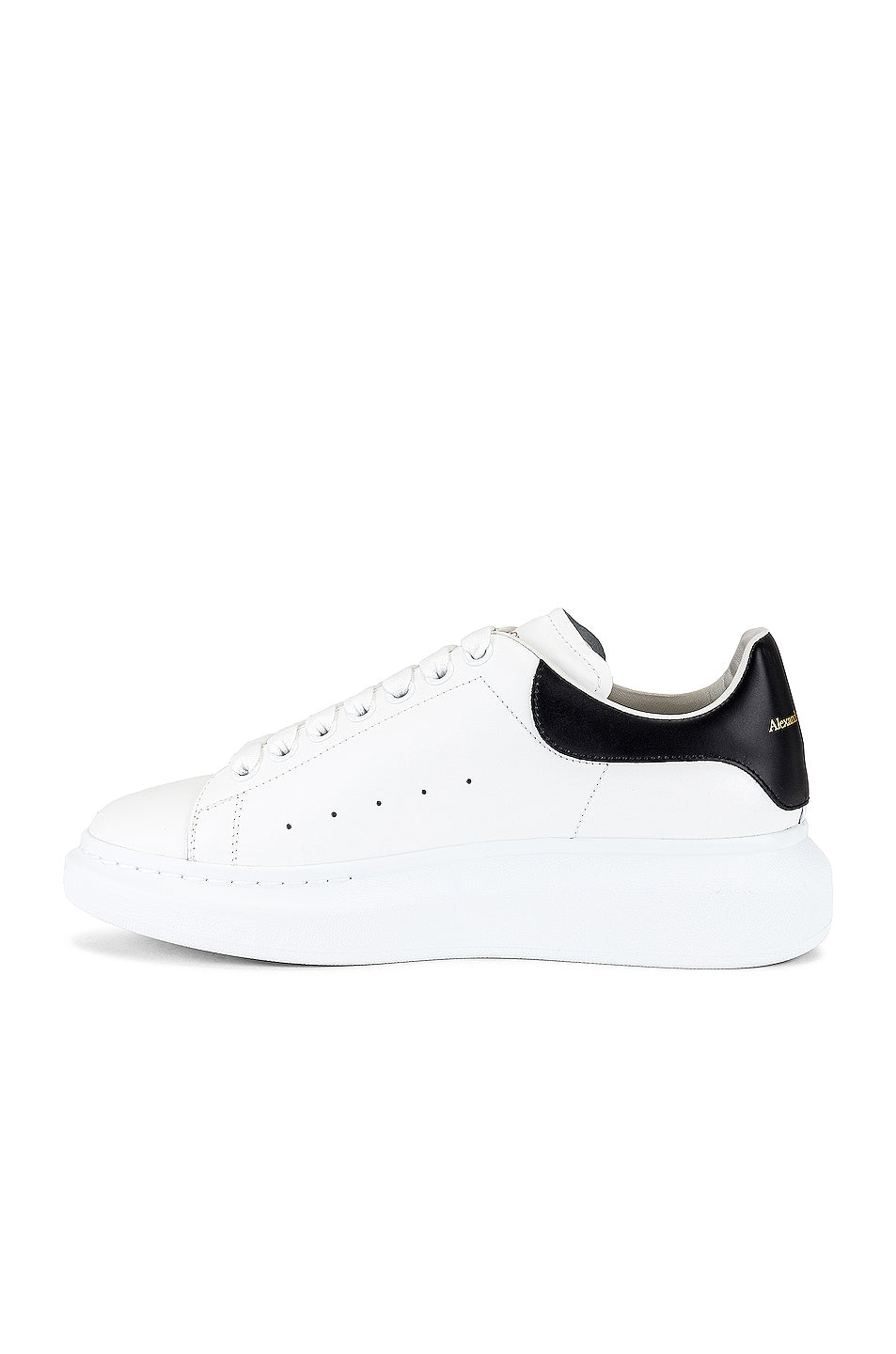 Oversized Sneaker